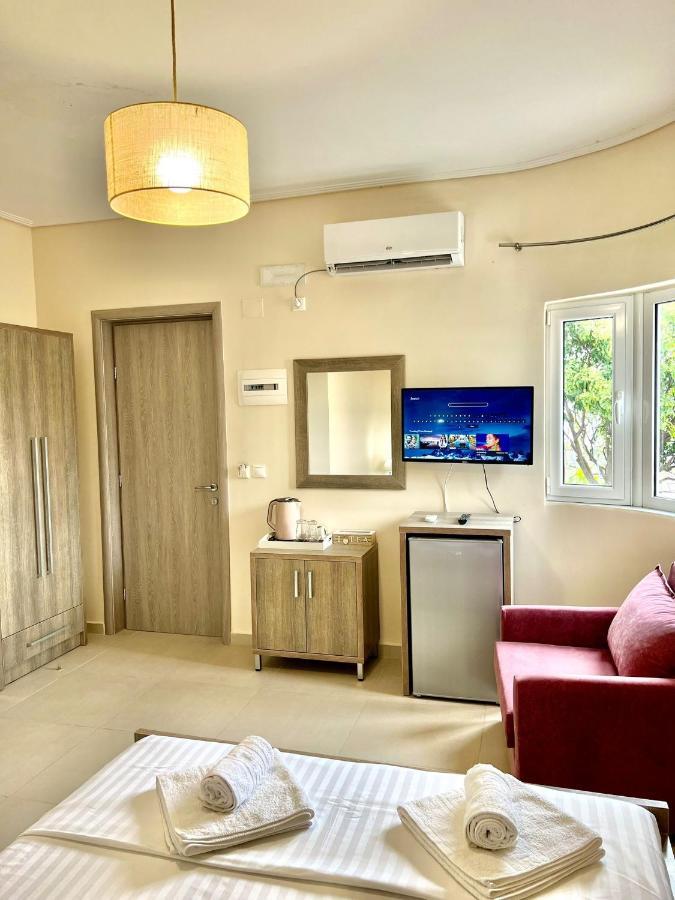 Mistral Inn Himare Exteriör bild