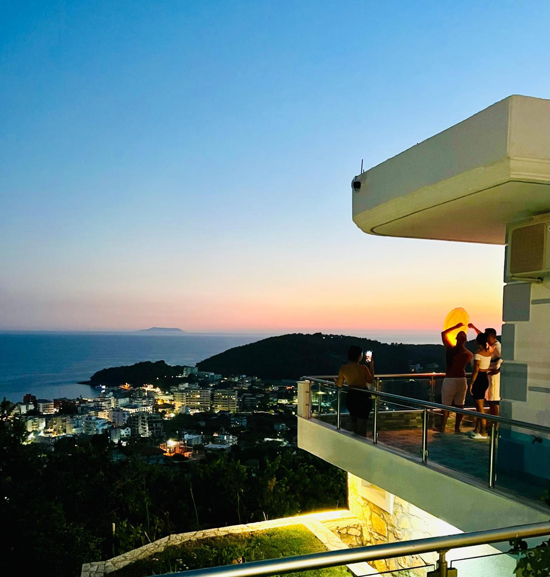 Mistral Inn Himare Exteriör bild